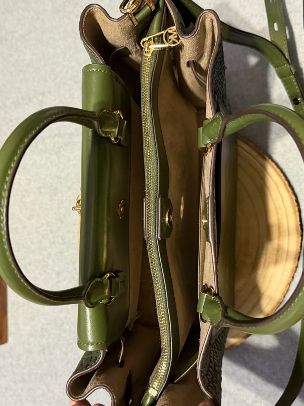 Michael Kors Hamilton Legacy Large Green Croc-Embossed Satchel Tote Bag Purse - Picture 5 of 13